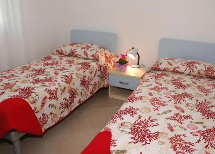 Villa Cozy Retreat 500mt From The Sea Lignano Sabbiadoro